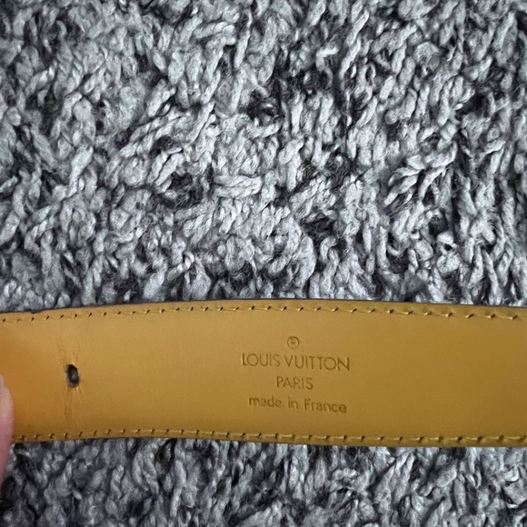 Louis Vuitton Epi Leather belt size 85